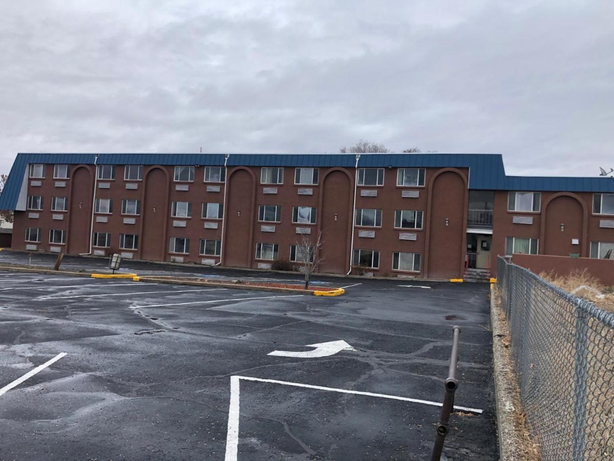 Val-U Inn Winnemucca Eksteriør billede