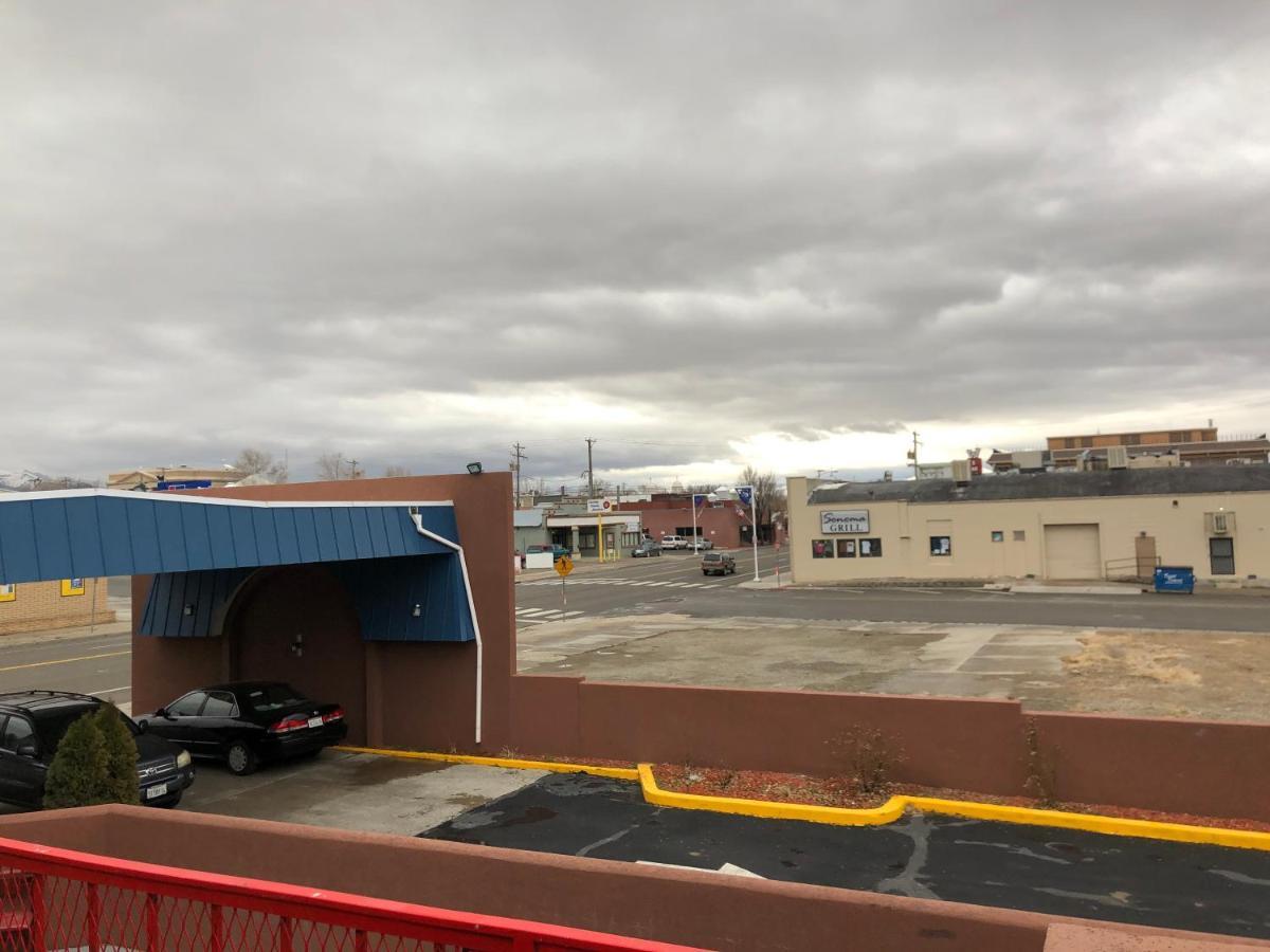 Val-U Inn Winnemucca Eksteriør billede